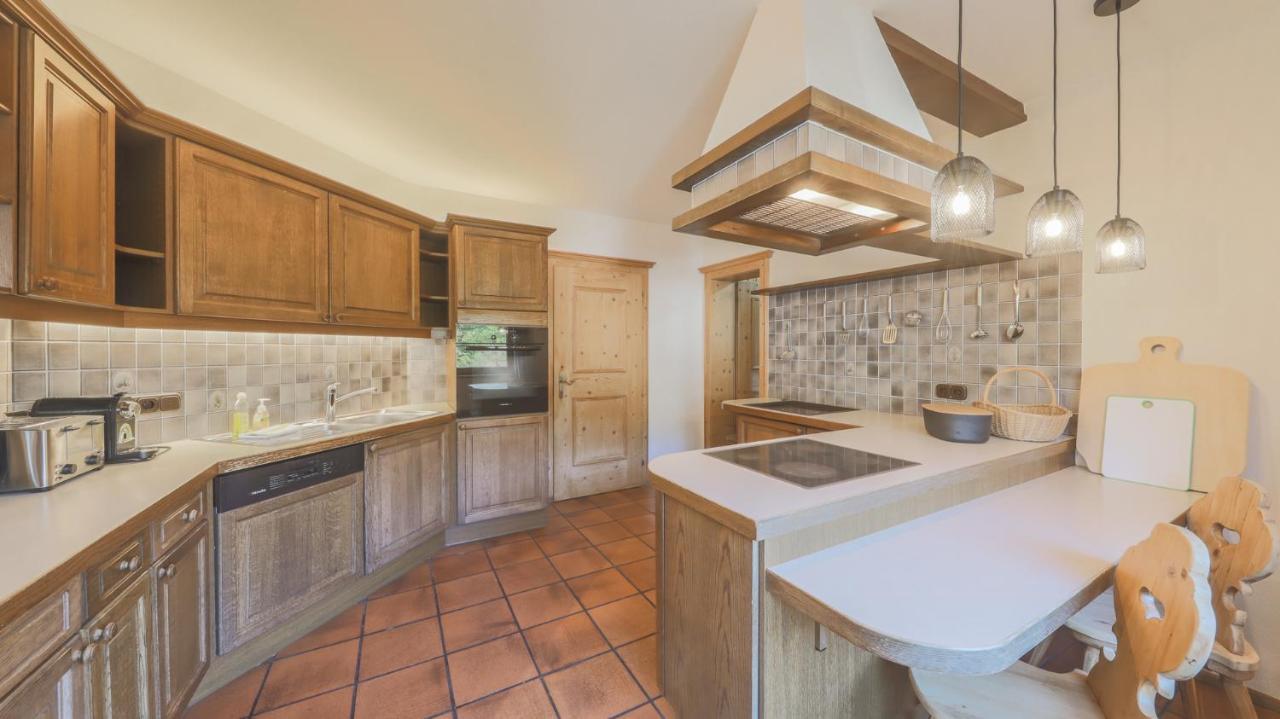 Chalet Lindau Fieberbrunn - By One Villas Exterior photo